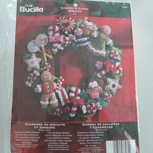 NEW Bucilla Felt Wreath Kit